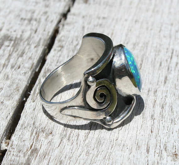 Blue Fire Opal Chunky Sterling Silver 925 Ring - Tuareg-Inspired African Style